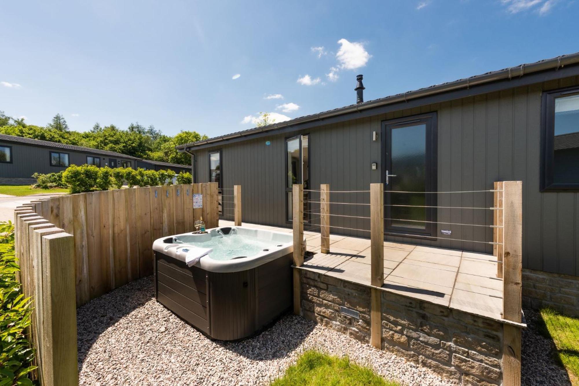 Buttercup Lodge, 33 Roadford Lake Lodges Lifton Exterior foto